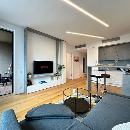 Apartment Sky1 Modern Aptm On 7 Floor With Rooftop View Bratislava