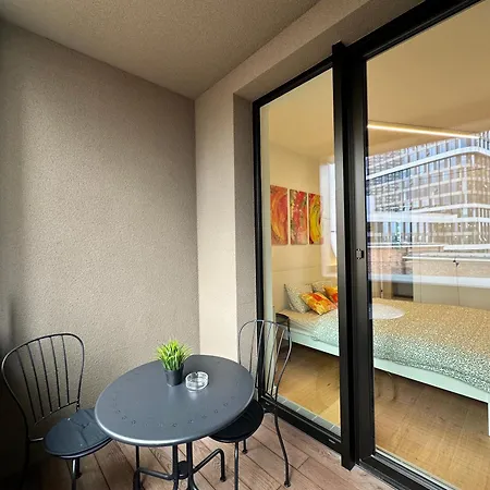 Sky1 Modern Aptm With Rooftop View 30 Floor ברטיסלאבה