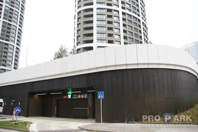 Sky1 Modern Aptm With Rooftop View 30 Floor *