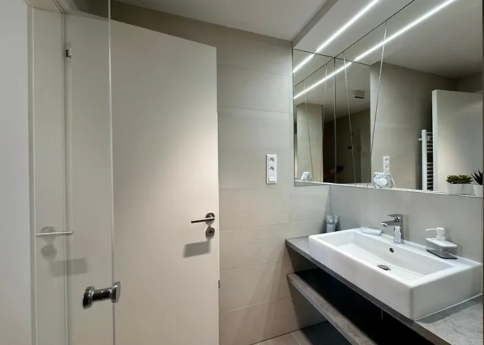 Sky1 Modern Aptm With Rooftop View 30 Floor Appartement Bratislava