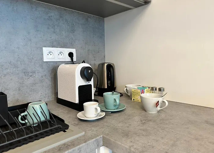 Sky1 Modern Aptm With Rooftop View 30 Floor *