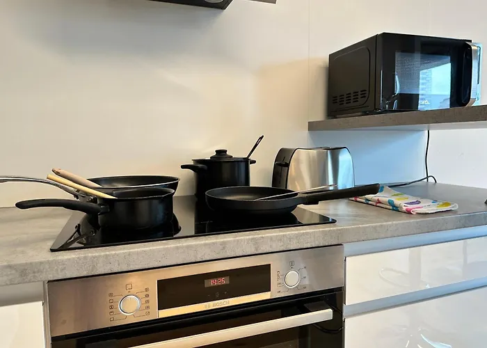 Sky1 Modern Aptm With Rooftop View 30 Floor Apartamento