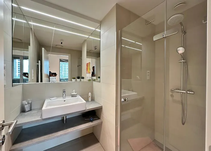 Apartamento Sky1 Modern Aptm With Rooftop View 30 Floor Bratislava