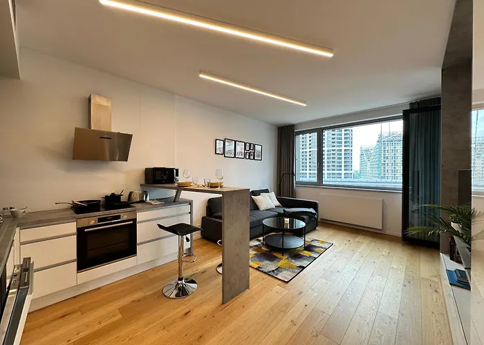 Sky1 Modern Aptm With Rooftop View 30 Floor Apartamento